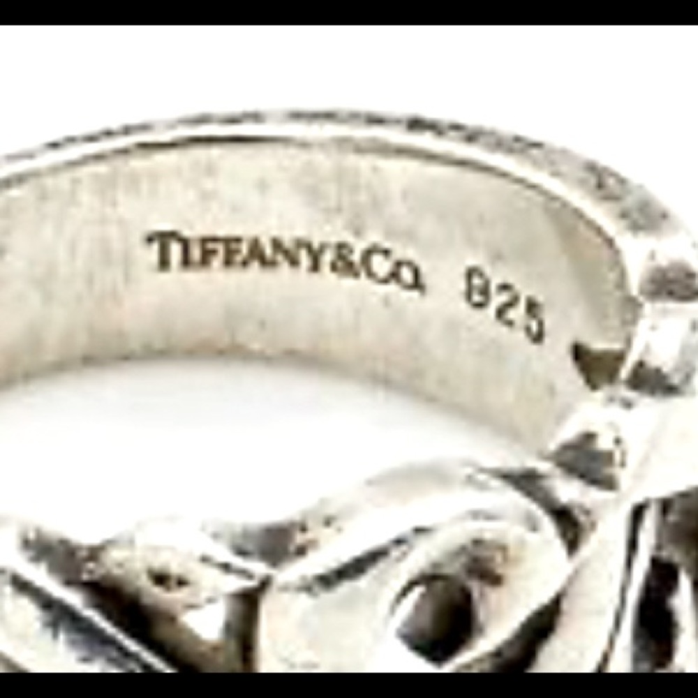 Tiffany Paloma Picasso triple loving heart ring 925Authentic,EUC, size 6 - Picture 2 of 3